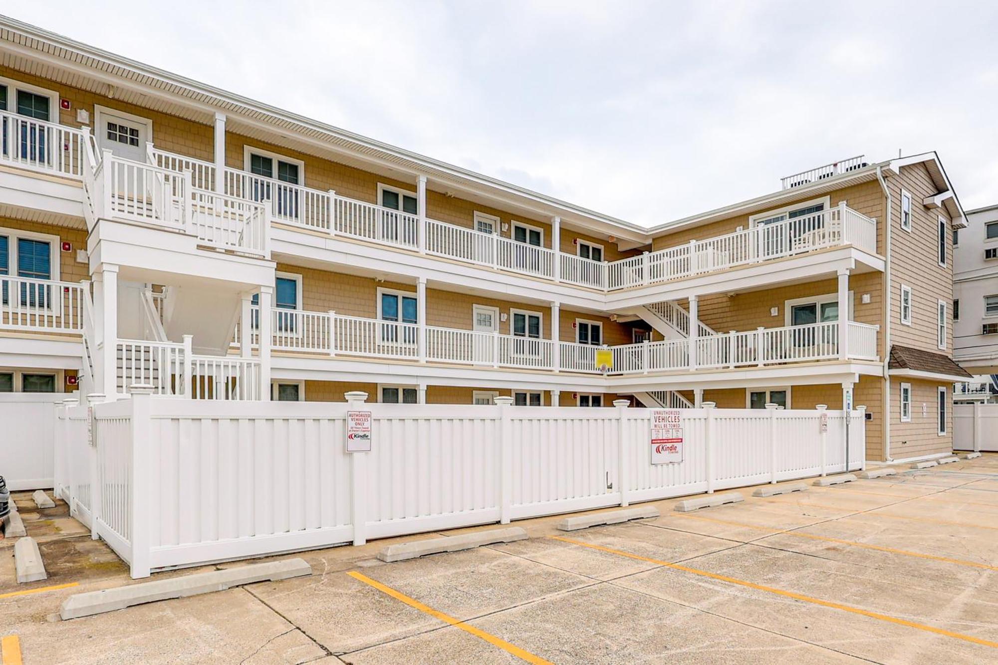 Wildwood Condo With Pool Access - Walk To Beach Eksteriør bilde